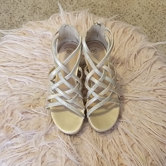 High heels - Picture 2 of 2